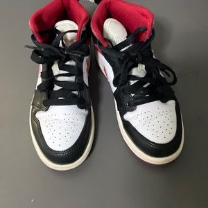 Kids Jordan 1’s